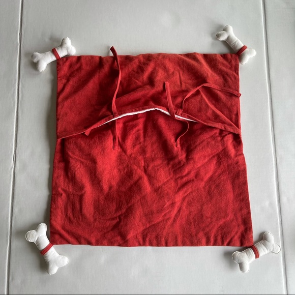 Scottie Throw Pillow Cover with nice details - Picture 7 of 13